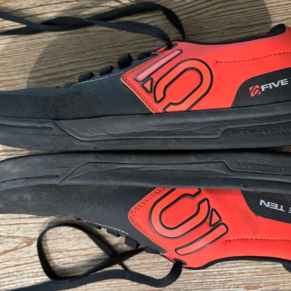 FIVE TEN adidas Originals Black and Red Athletic Shorts - Picture 2 of 8